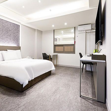 Regency Hotel Seongnam Extérieur photo
