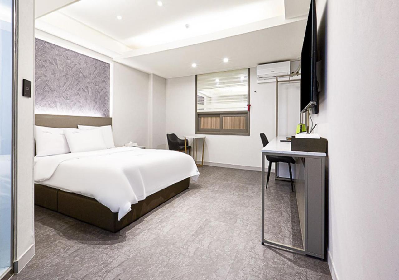 Regency Hotel Seongnam Extérieur photo