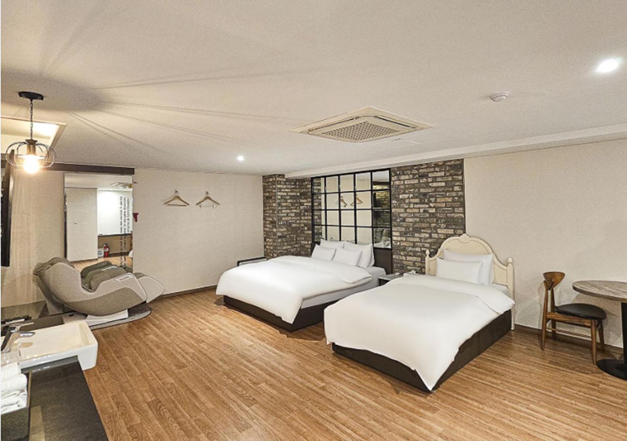 Regency Hotel Seongnam Extérieur photo