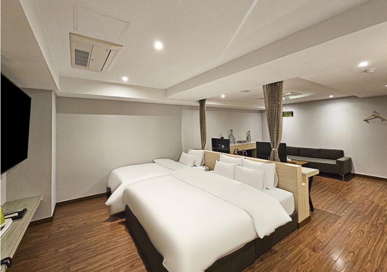 Regency Hotel Seongnam Extérieur photo