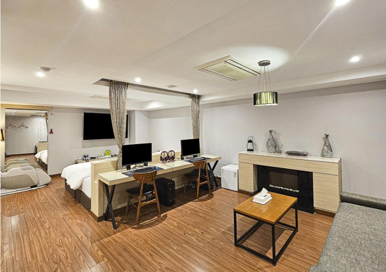 Regency Hotel Seongnam Extérieur photo