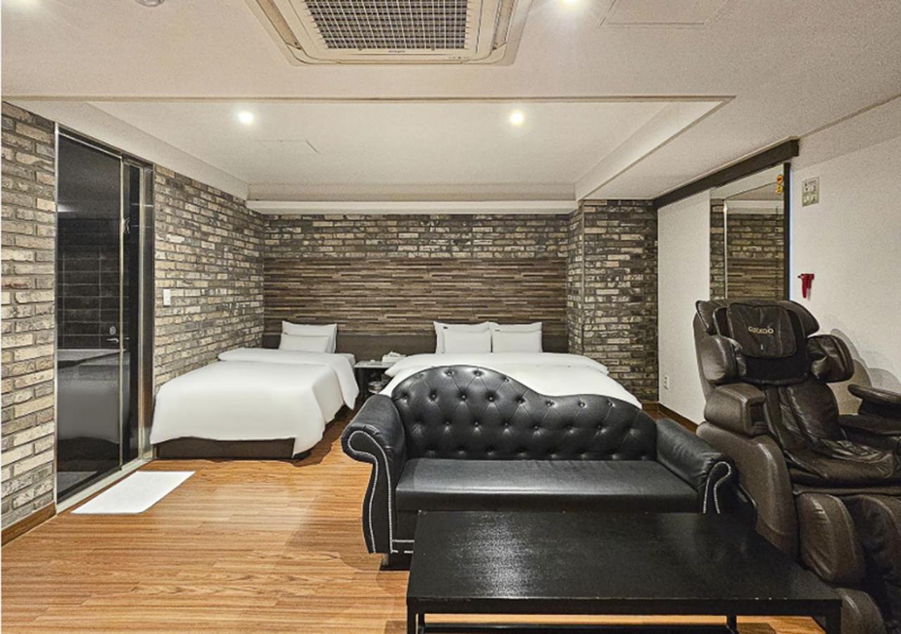 Regency Hotel Seongnam Extérieur photo