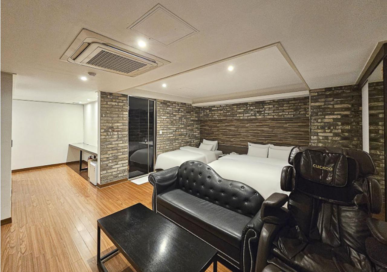 Regency Hotel Seongnam Extérieur photo