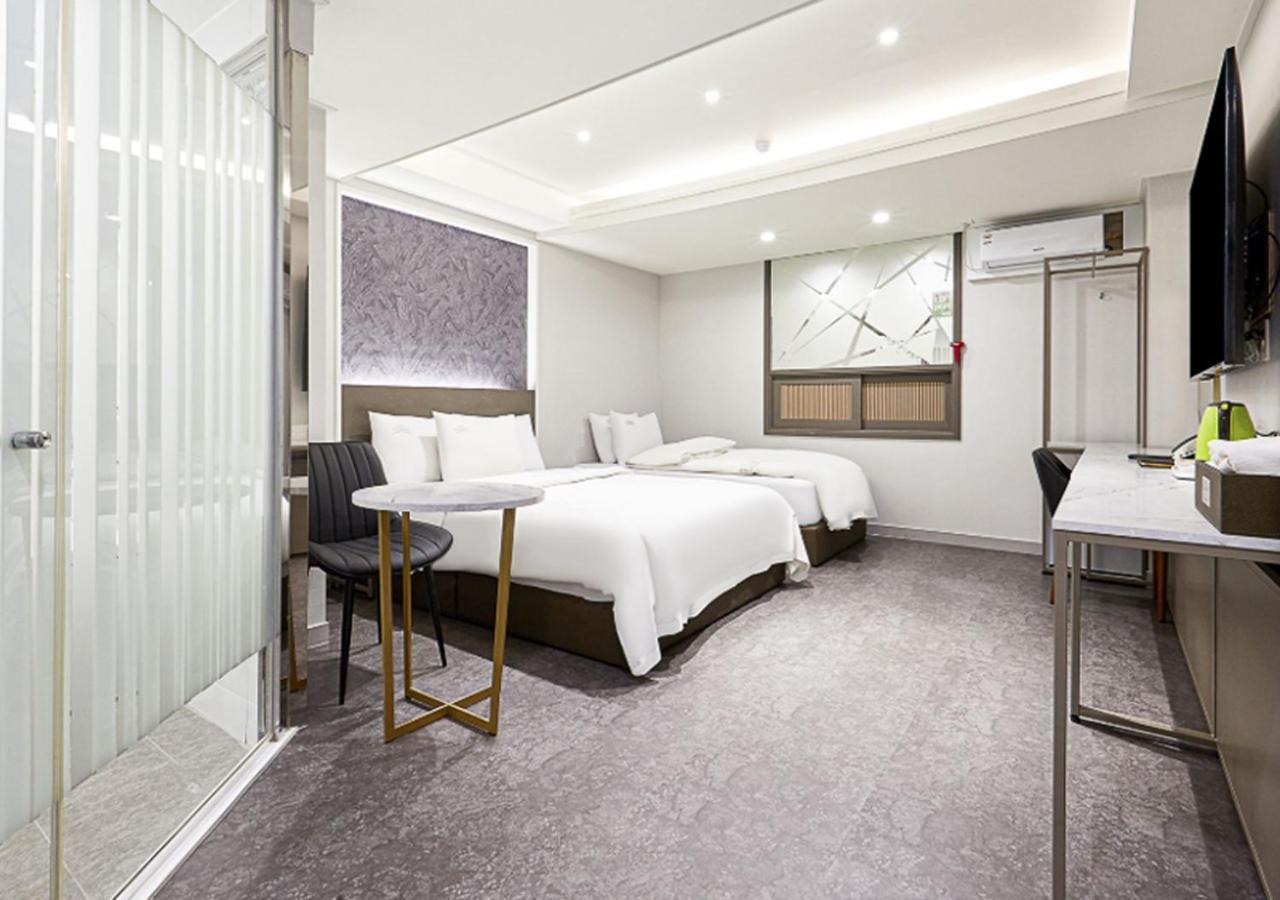 Regency Hotel Seongnam Extérieur photo