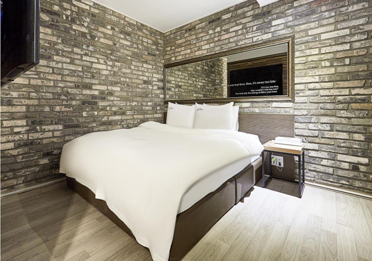 Regency Hotel Seongnam Extérieur photo