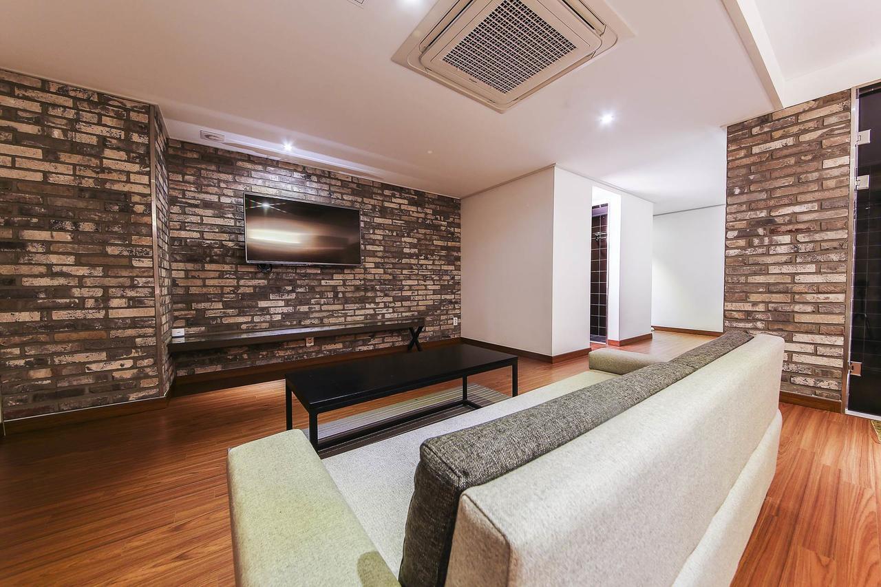 Regency Hotel Seongnam Extérieur photo
