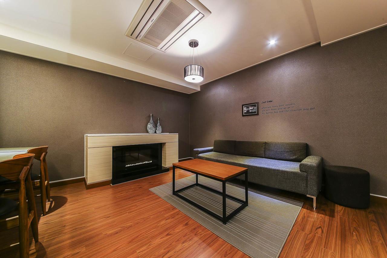 Regency Hotel Seongnam Extérieur photo
