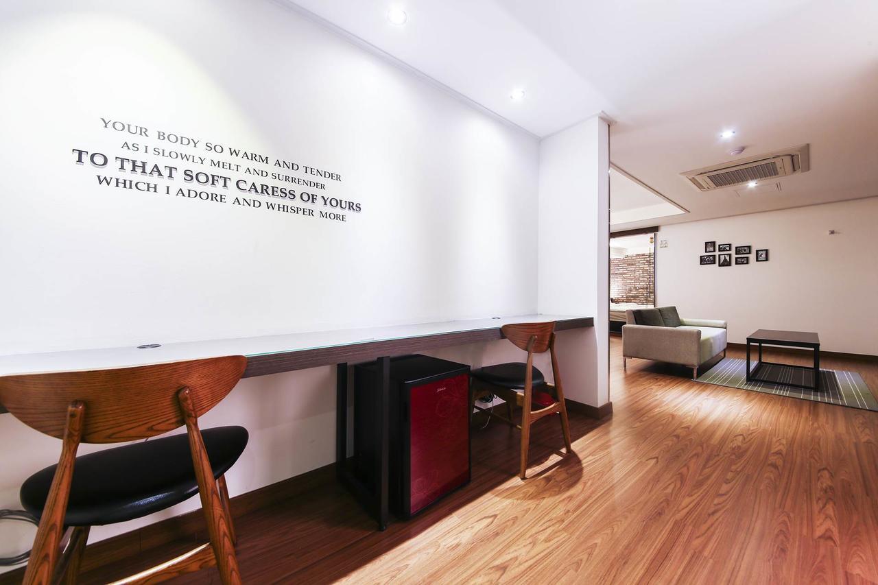 Regency Hotel Seongnam Extérieur photo