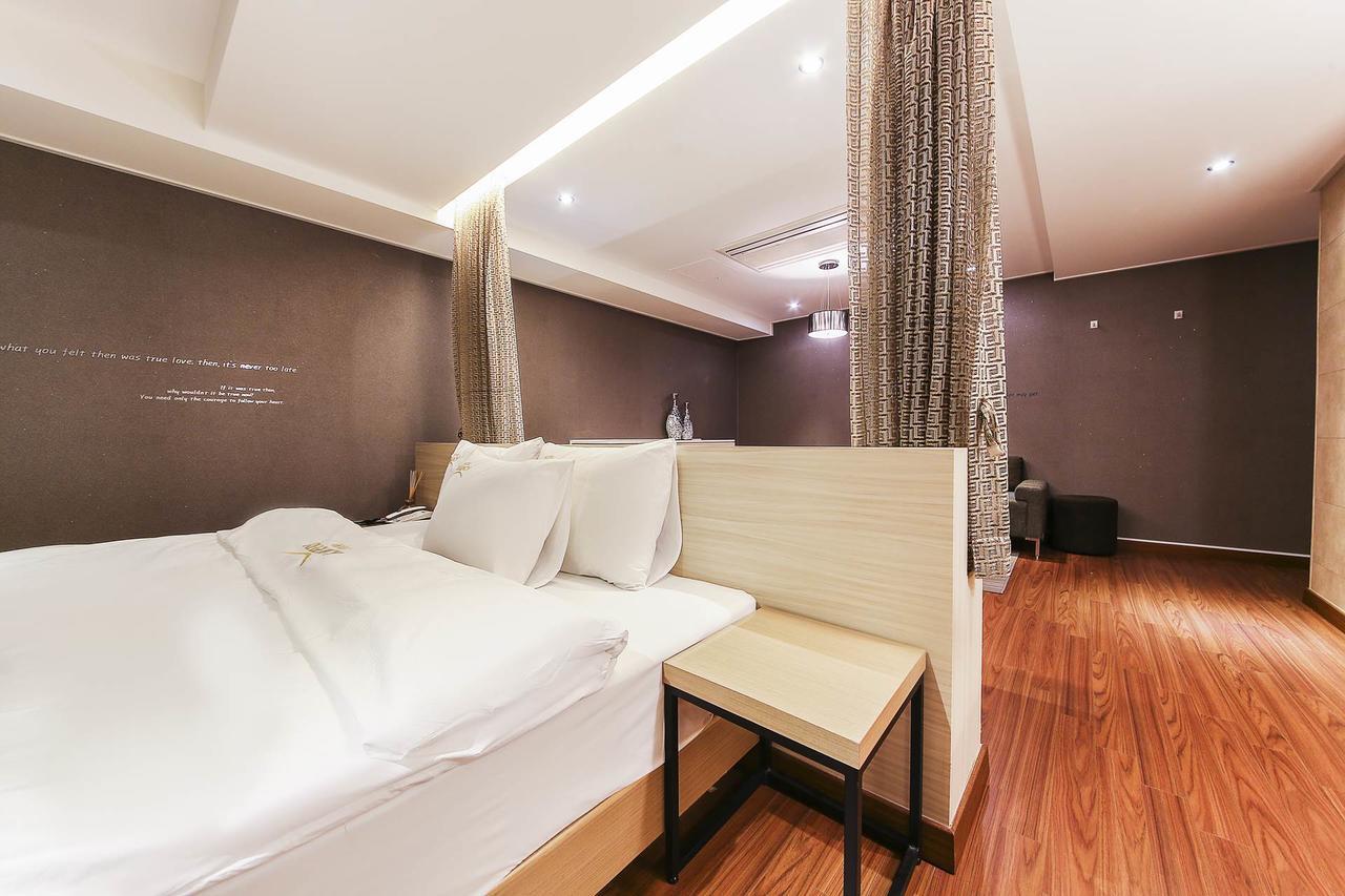 Regency Hotel Seongnam Extérieur photo